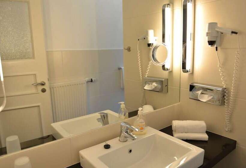 Апартаменты 1 Спальня, Land  Und Golfhotel Alte Fliegerschule