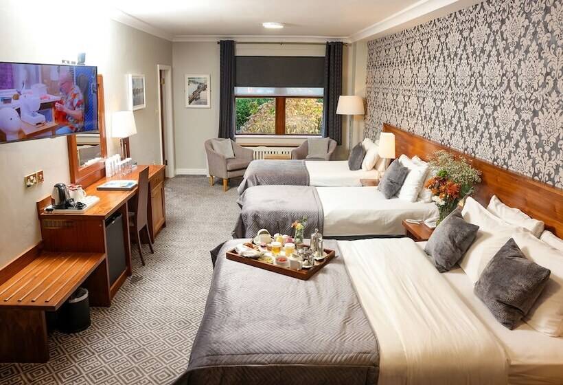 Семейный Номер, The Lakeside Hotel & Leisure Centre