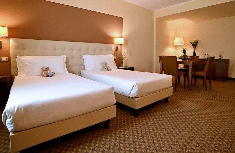 اتاق خانوادگی, Best Western Grand Hotel Guinigi