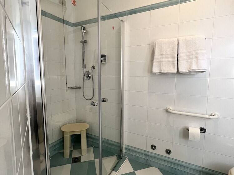 Семейный Номер, Alemagna Bed&breakfast Lido Del Sole