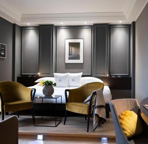 سوییت جونیور, Elizabeth Lifestyle