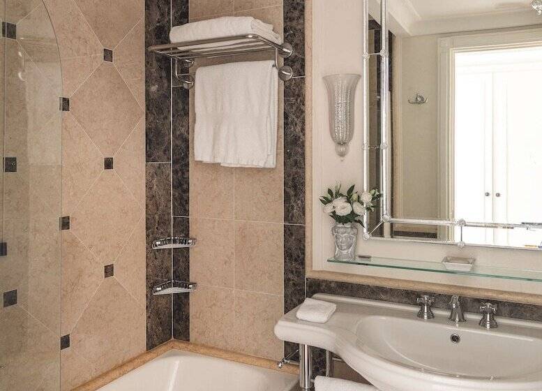 Номер Superior Вид на Море, Villa Sant Andrea, A Belmond Hotel, Taormina Mare