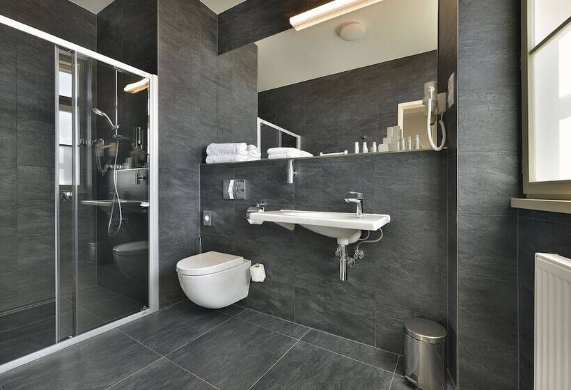 주니어 스위트, Ea Hotel New Town