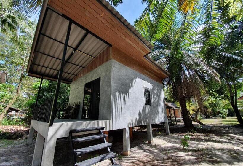 بنجلو عائلى, Vijit Bungalow