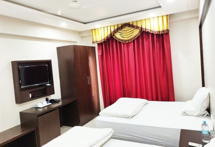اتاق لوکس, Bodhgaya Seven Inn Hotel N Restaurant