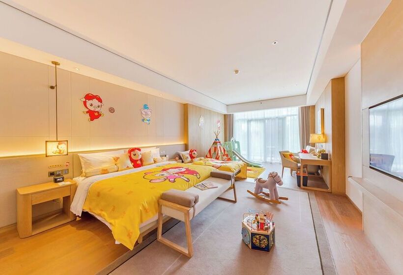 Семейный Номер, Le Méridien Emei Mountain Resort