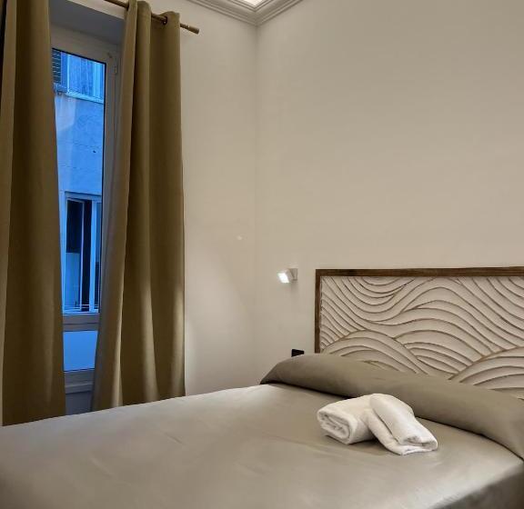 اتاق عادی, Genova Liberty