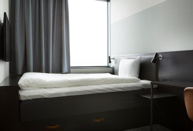 Номер Basic, Comfort Hotel Västerås
