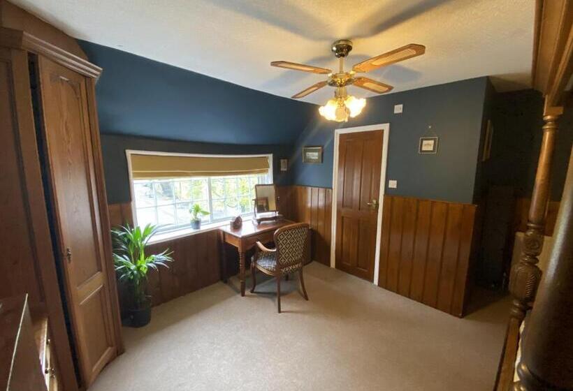 Номер Superior, The Swan Inn