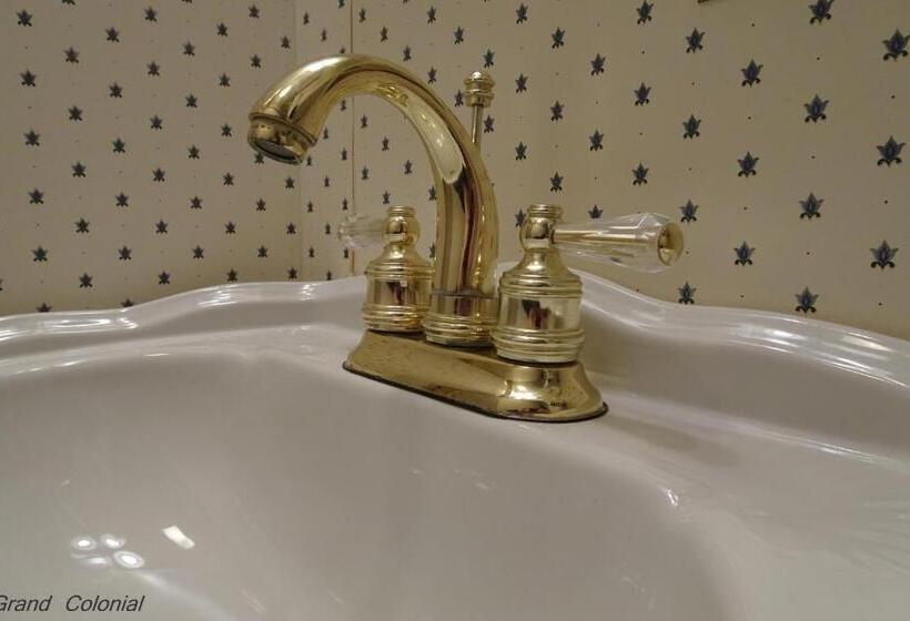 Номер Стандарт, Grand Colonial Bed And Breakfast