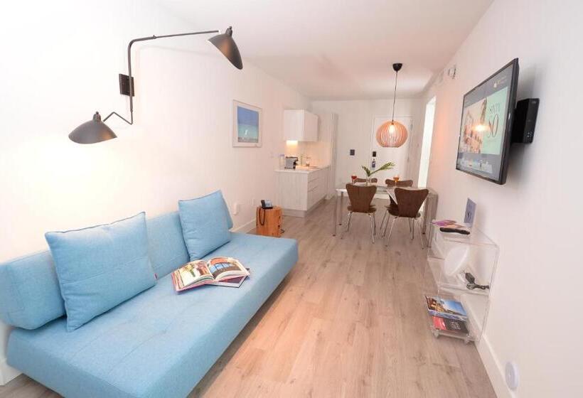 2 Bedroom Suite with Balcony, 6080 Design Hotel By Eskape Collection