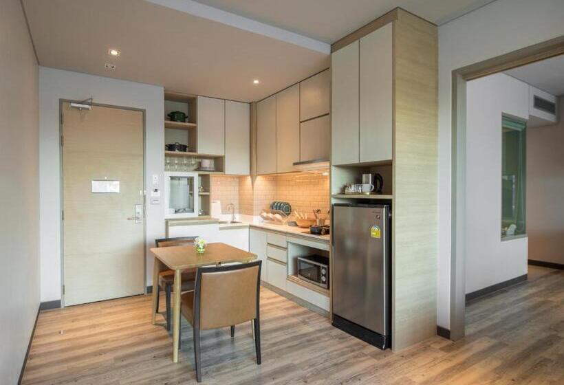 Студио Стандарт с Террасой, Aisana Hotel Korat