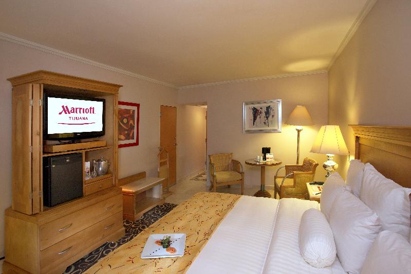 Люкс Повышенной Комфортности, Drury Inn & Suites Cincinnati Northeast Mason