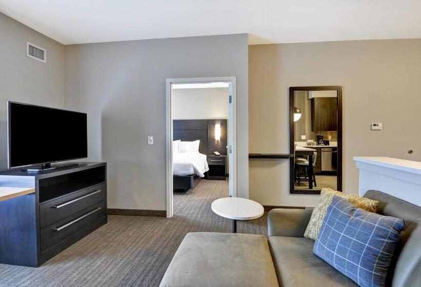 Люкс Кровать Кинг, Residence Inn By Marriott Cleveland Airport/middleburg Heights