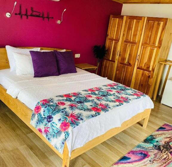 Номер Deluxe Вид на Море с Балконом, Kara Kedi Beach Bungalow