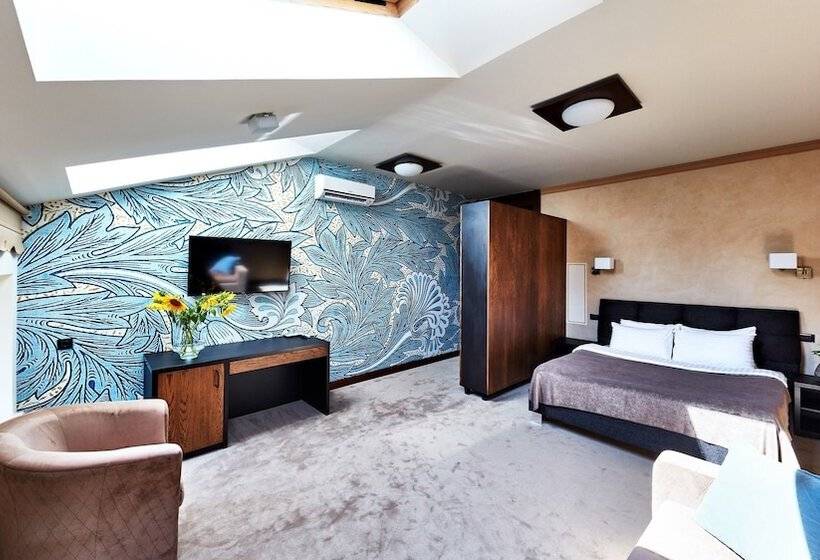اتاق لوکس, Shato Luxe