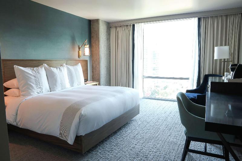 Стандартный Номер Кровать Кинг, Carte Hotel San Diego Downtown, Curio Collection By Hilton