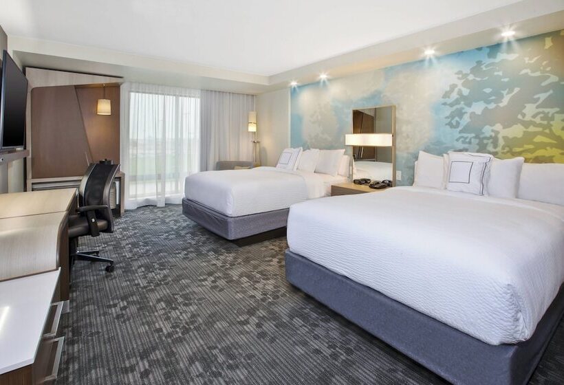 Номер Стандарт, Courtyard By Marriott St. Joseph Benton Harbor