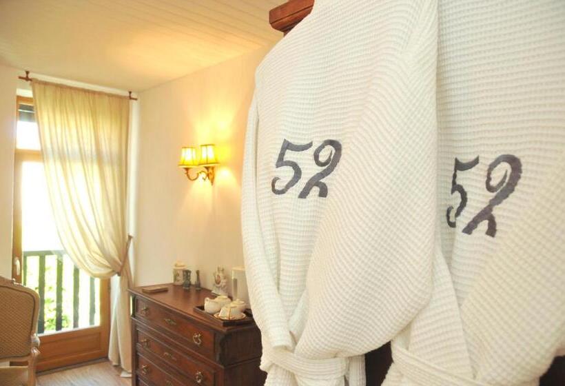 Номер Стандарт с Балконом, 52 Eymet