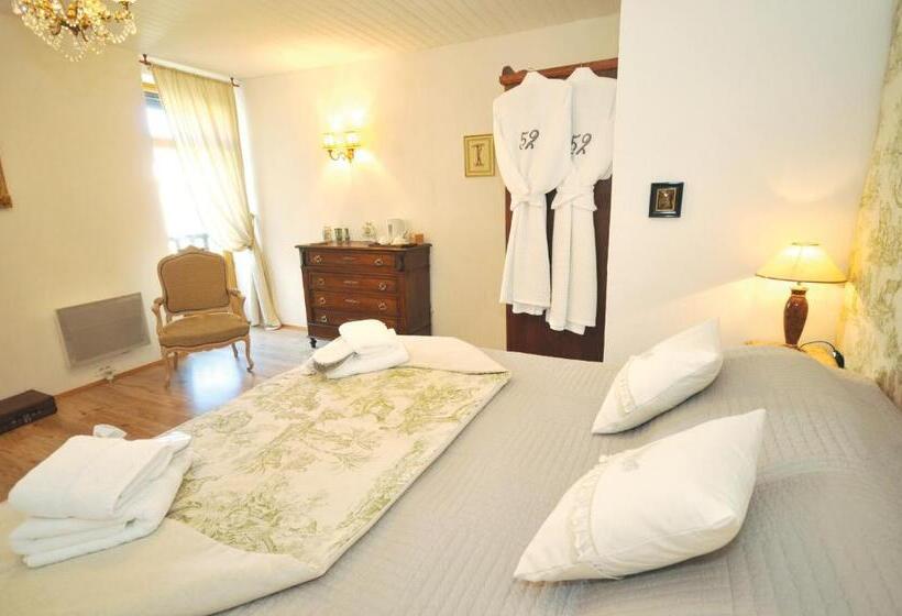 Номер Стандарт с Балконом, 52 Eymet