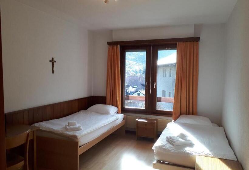 Семейный Номер, Gästehaus St. Ursula