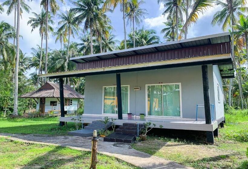 اتاق خانوادگی, Koh Kood Far East Resort