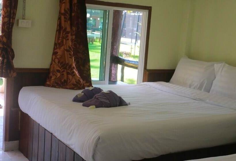 اتاق استاندارد, Koh Kood Far East Resort