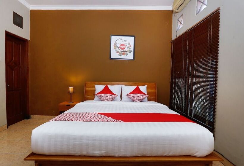 デラックススイート, Oyo 1072 Kampung Condro Wulan Guesthouse