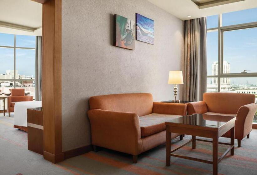 Люкс, Vivid Jeddah Hotel, A Member Of Radisson Individuals