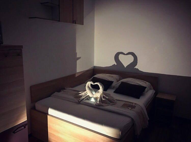 استودیوی استاندارد, Guesthouse Bed 4 You