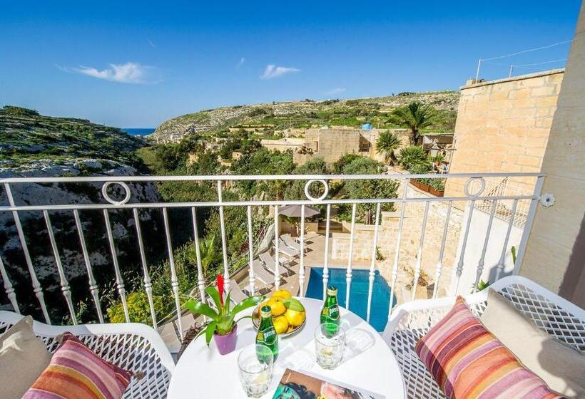 اتاق استاندارد با بالکن, Viewpoint Boutique Living
