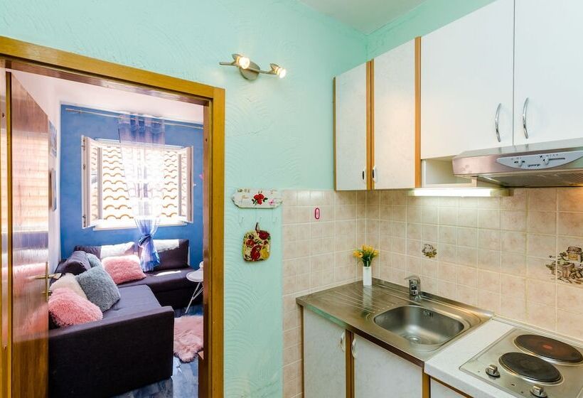 Superior Studio Sea View, Guest House Avdic