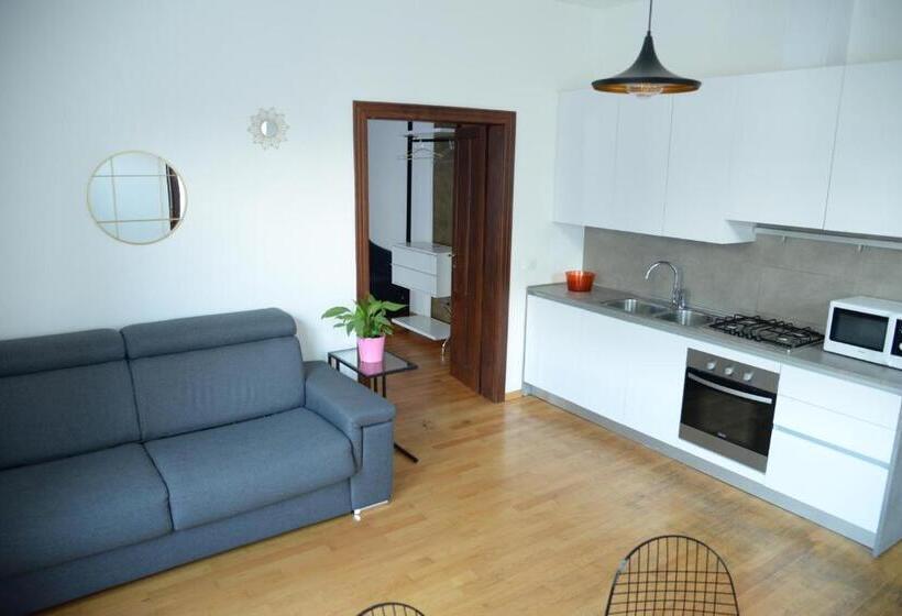 آپارتمان لوکس 1 خوابه, B&b Trento   Only Self Check In