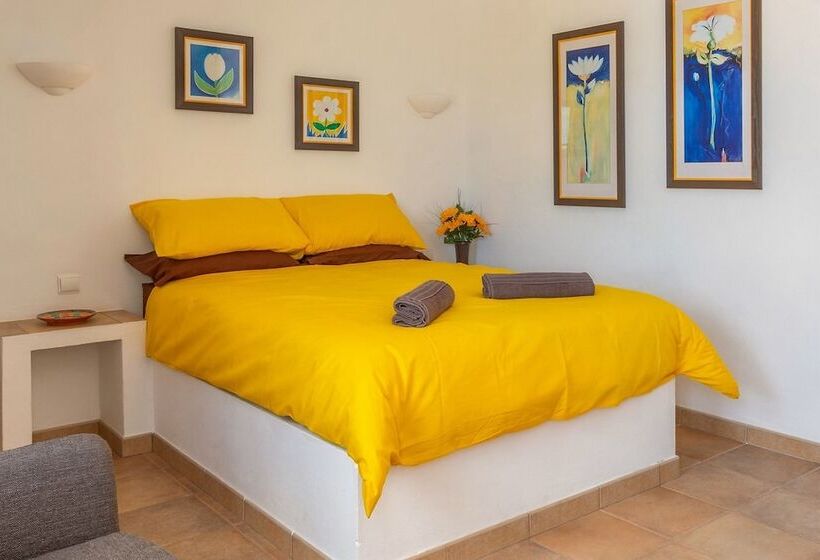 Номер Стандарт, Casa Dos Ninos