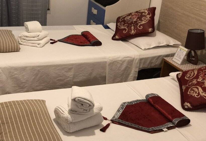 اتاق استاندارد با سرویس بهداشتی مشترک, Bb Stay Station