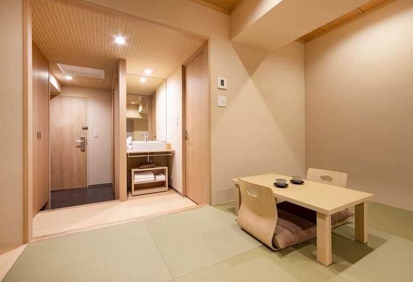 Quarto Familiar, Karaksa Hotel Tokyo Station