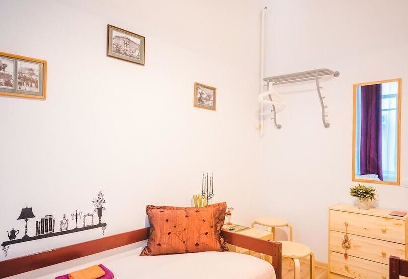 غرفة قياسية, Ave Peter Hostel