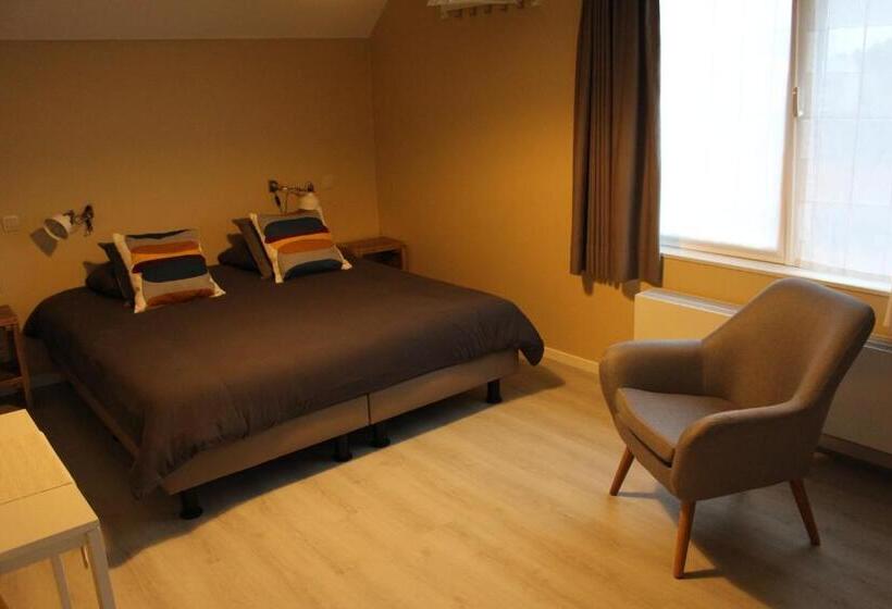Номер Deluxe, Saffels Nest