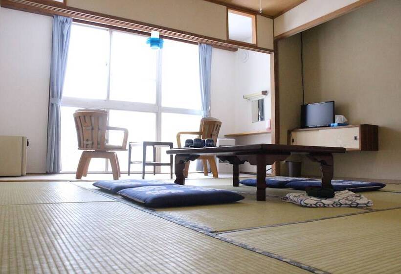 Четырехместный Номер Стандарт, Biei Guest House Sirogane No Yu   Hostel