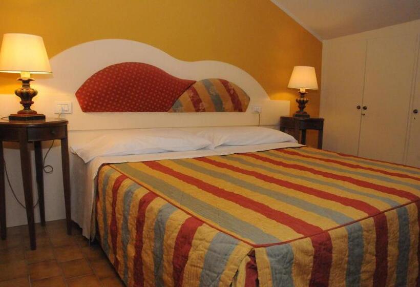 Номер Стандарт Индивидуальный, Albergo Roma