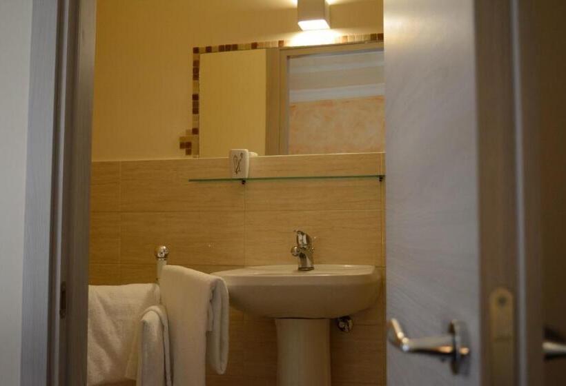 Номер Deluxe с Балконом, Catania Etnea Bed And Breakfast