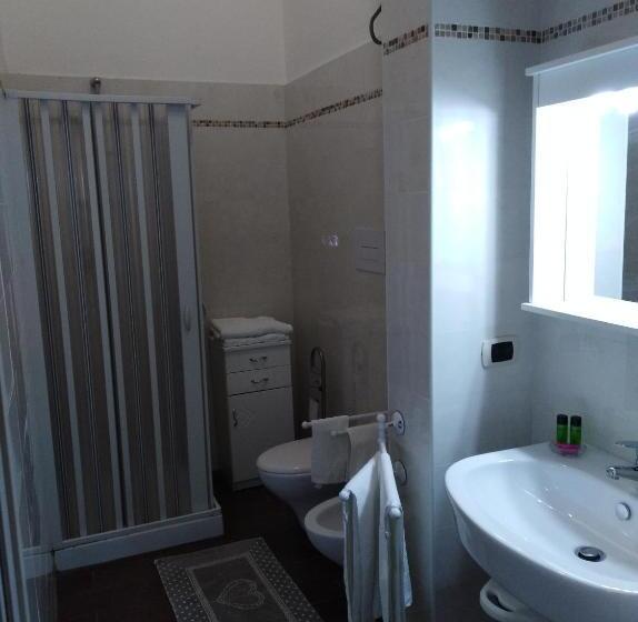 اتاق استاندارد سه نفره, Domus Al Corso Con Servizio B&b