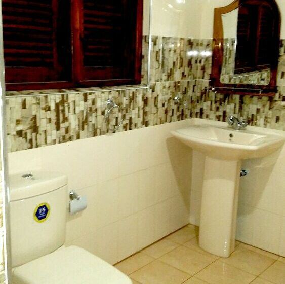 Стандартный Номер Нижний Этаж, Holly House Homestay