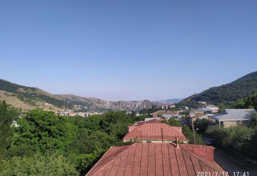 اتاق خانوادگی, Verishen Guest House B&b