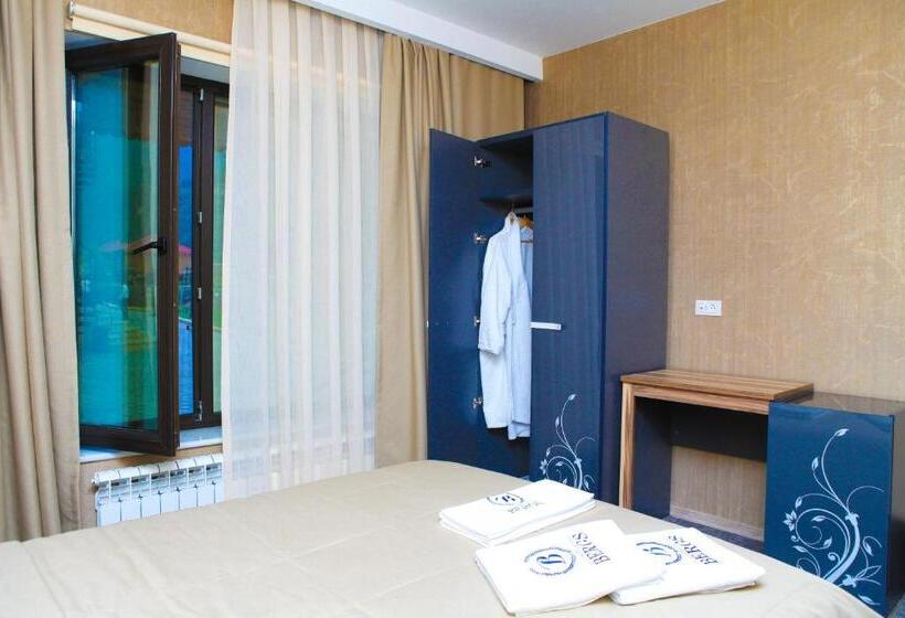آپارتمان 1 خوابه با چشم‌انداز, Bergs Otel And Restaurant