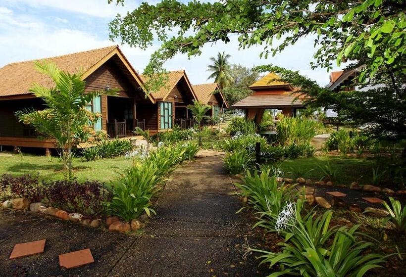 Шале 1 Спальня, The Manor Beach Resort Besut