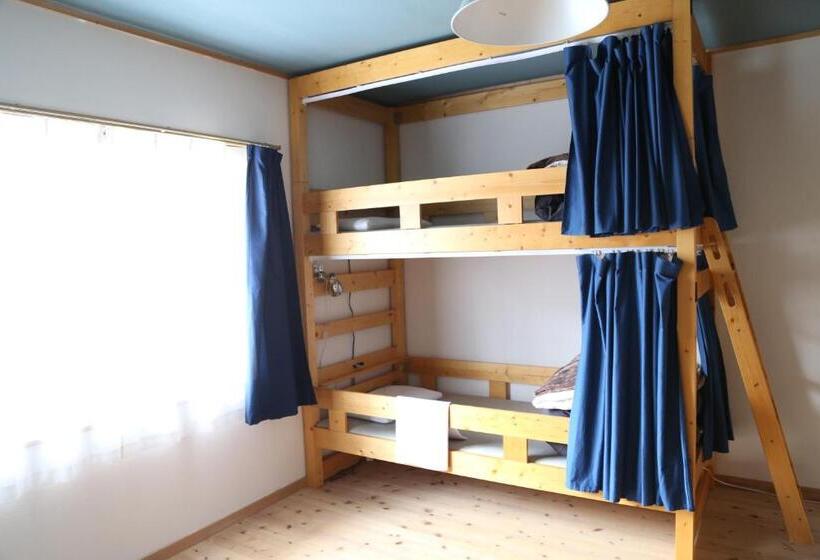 4인용 스탠다드 룸, Perch Guest House