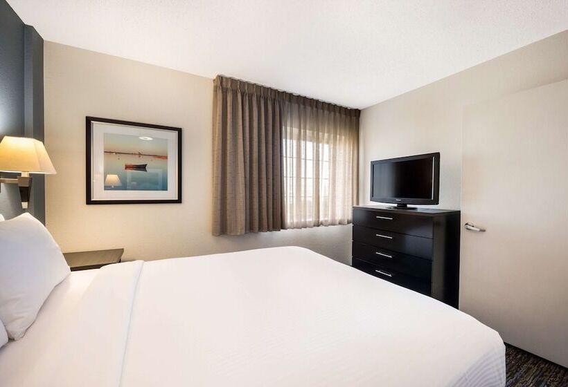 Mozgáskorlátozott Suite, Sonesta Simply Suites Arlington