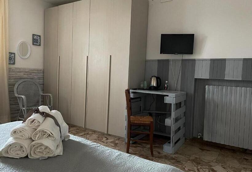 Семейный Номер, B&b Dell'annunziata