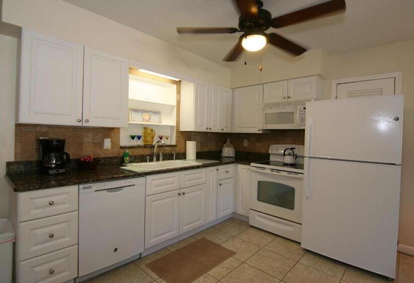 Вилла 2 Спальни, Tropical Villas Of Venice Beach